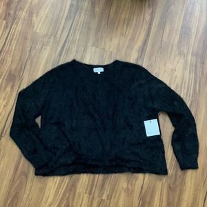 Bella Dahl fuzzy crop sweater black size large
